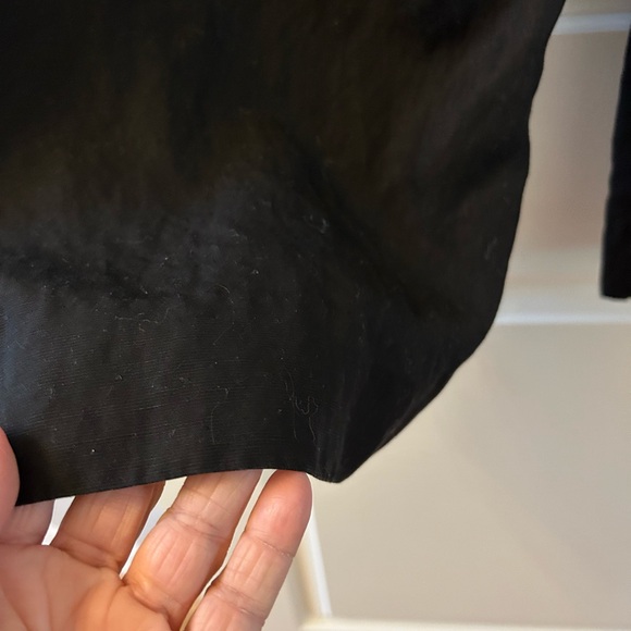 COS linen blend wide leg high waist pants with pleats at waist. Capsule. EUC. 8 - Picture 7 of 16